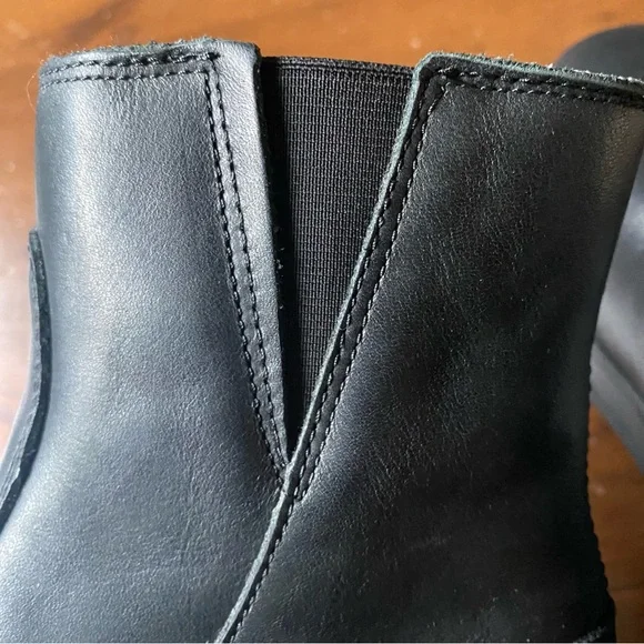 Kybun Switzerland Daegu Black Leather Zip Comfort Bootie Size 34 1/3 EU 4.5 US